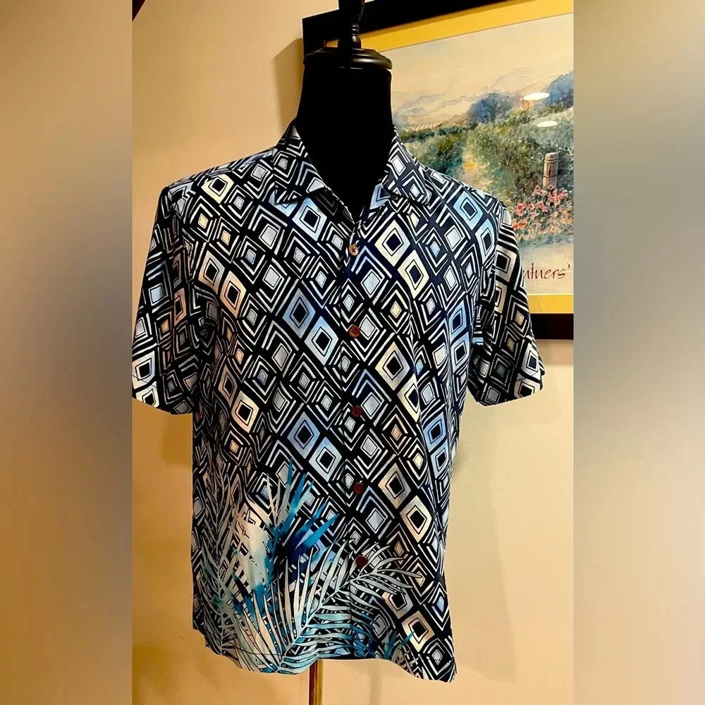 Tommy Bahama | Heritage Tortola Silk men’s camp shirt. Size: L.